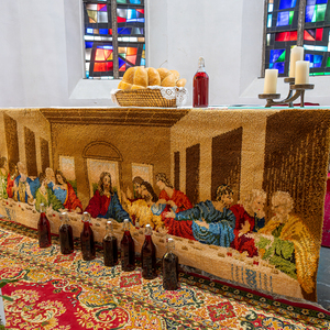 Am Nachmittag des Gründonnerstags fand eine Abendmahlfeier für Kinder in der Pfarrkirche statt.